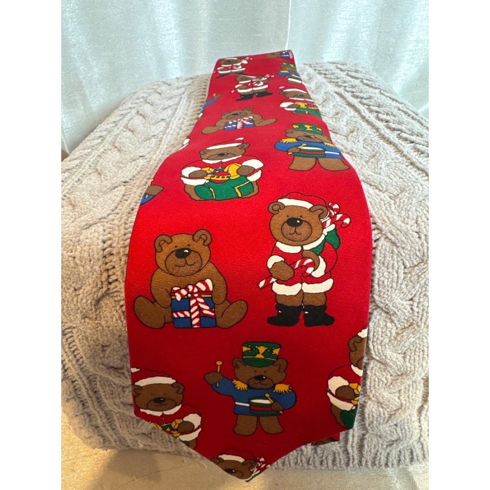 Save‎ the Children Christmas Bears Red Neck Tie Holiday Festive Teddy Bear Print